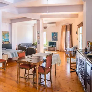 Artistic Getaway - Super Appartement Héraklion